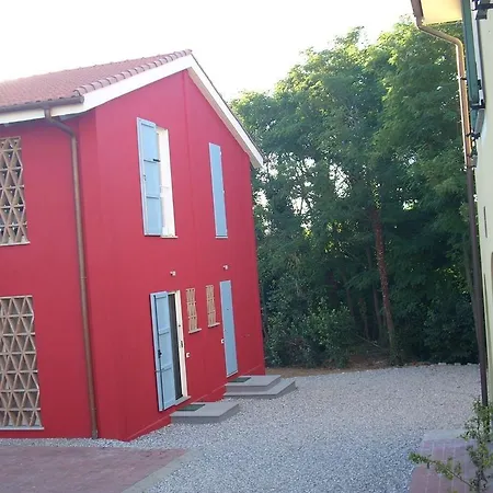 La Volpe E L'uva Casa di campagna Santo Stefano di Magra
